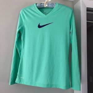 NWOT Girls Nike Green VNeck